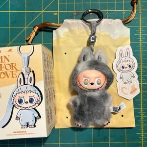 Private Listing. Baby ID.